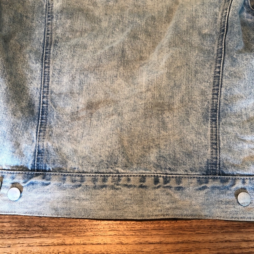 Distressed Gap Jean Jacket